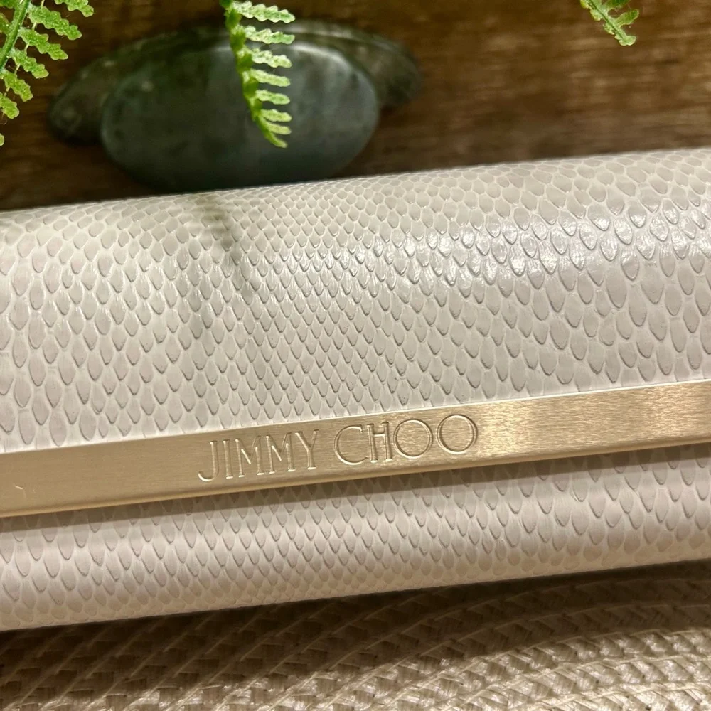 Jimmy Choo eyeglass holder - Picture 3 of 7